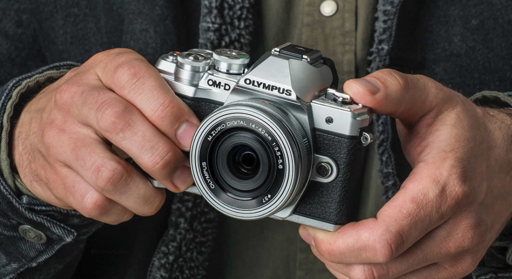 Olympus OM-D E-M10 III schwarz – der ideale Reisebegleiter Olympus OM-D E-M10III neu bei Foto Seitz in der Nürnberger Innenstadt