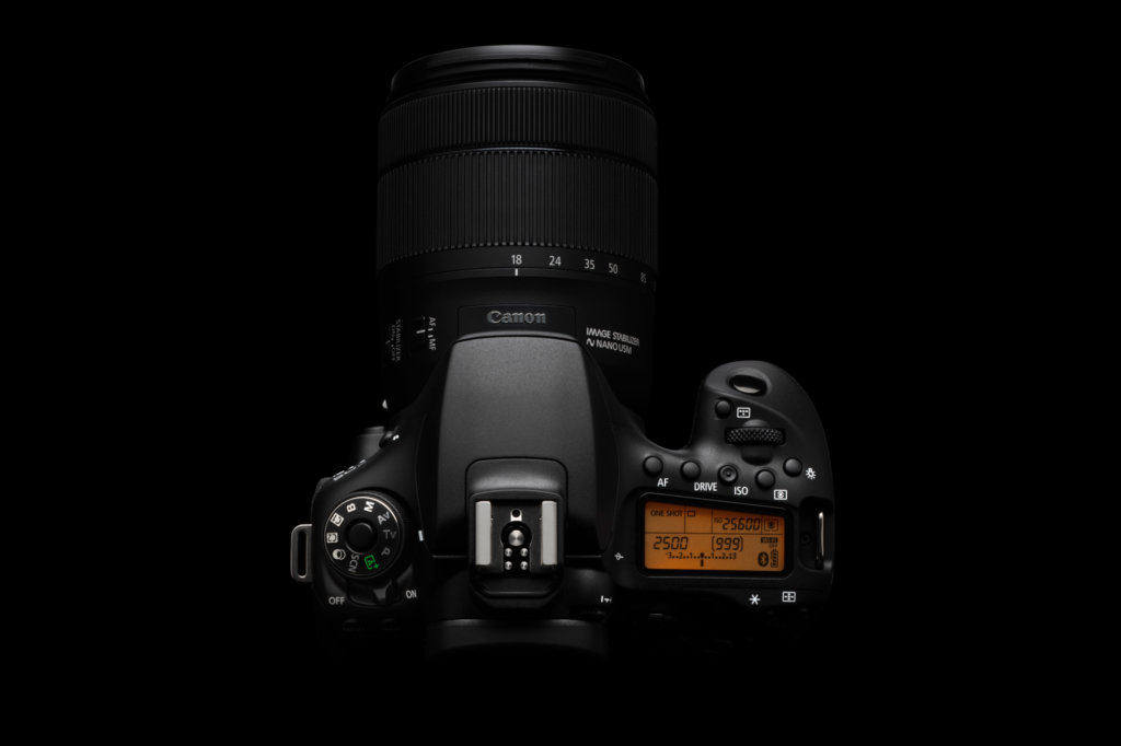 Canon EOS 90D dark Ambient Sample