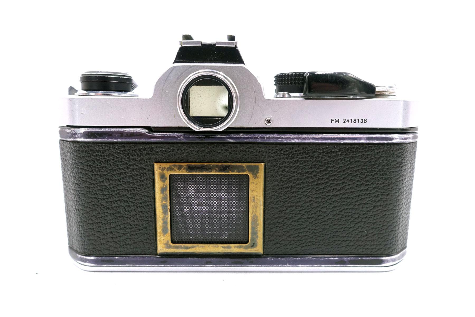 Nikon FM inkl. Zoom-Nikkor 35–70mm f/3.3–4.5 – Bild 5