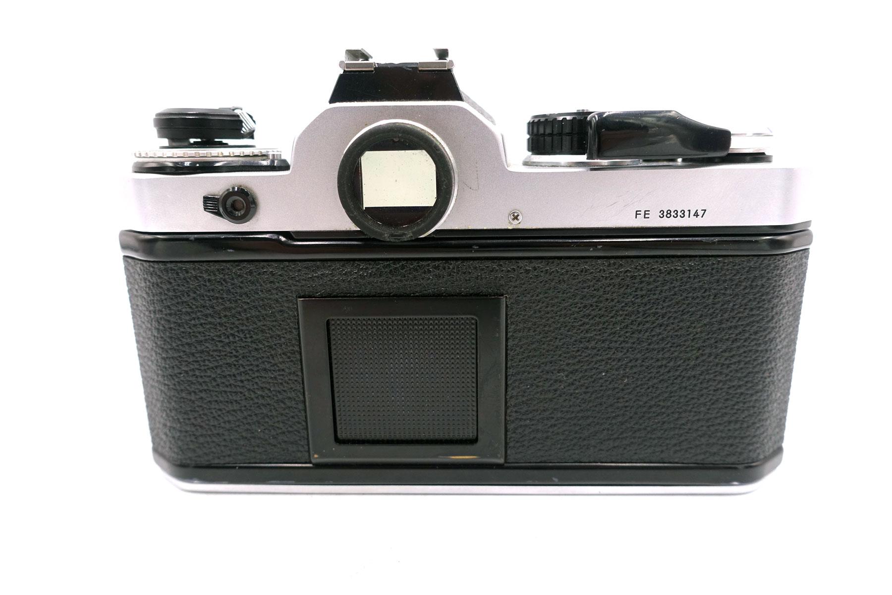 Nikon FE inkl. Nikon 50mm f/1.8 – Bild 5