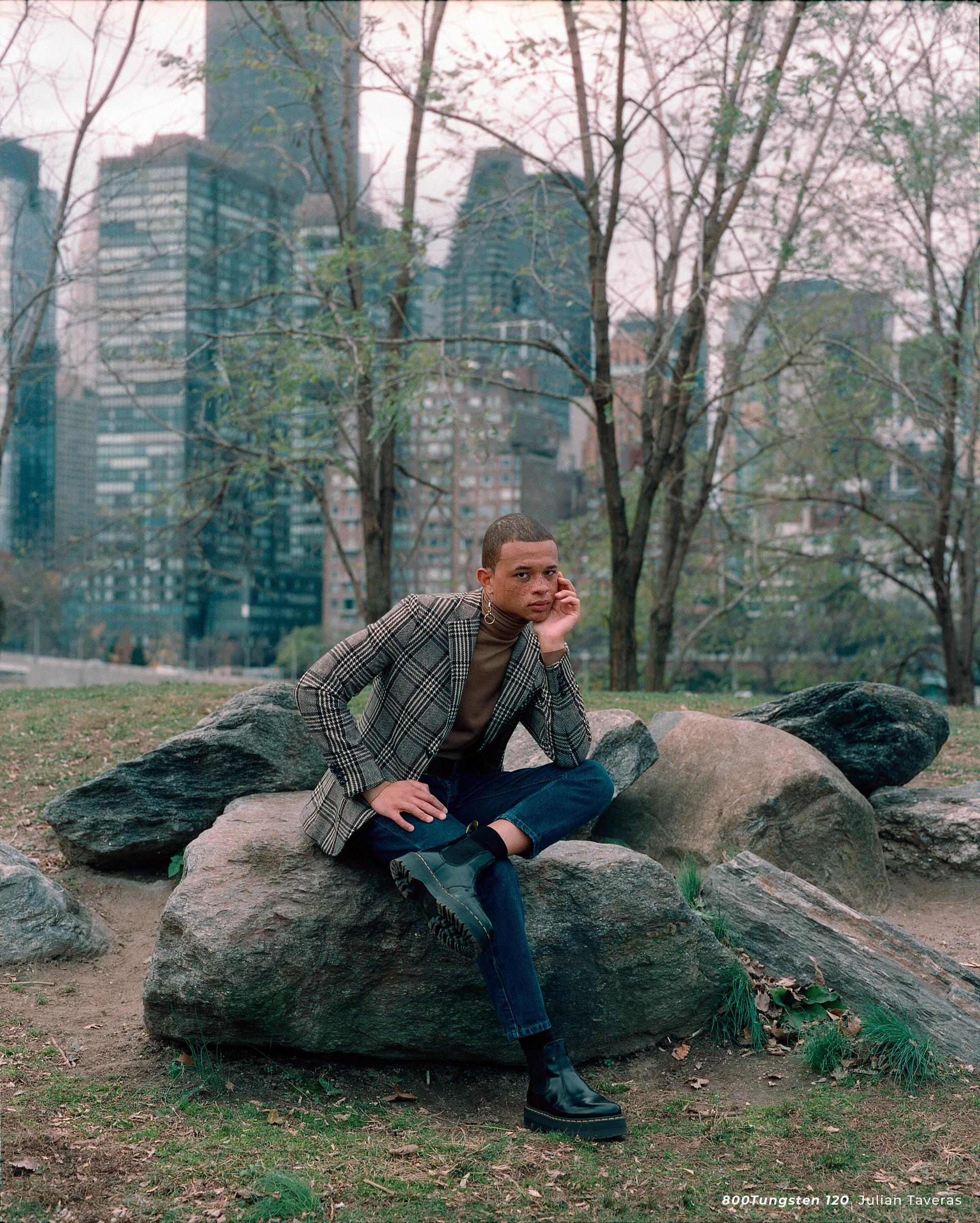 CineStill 800T – 120 Mittelformat Farbnegativfilm (ISO 800, Tungsten) – Bild 7