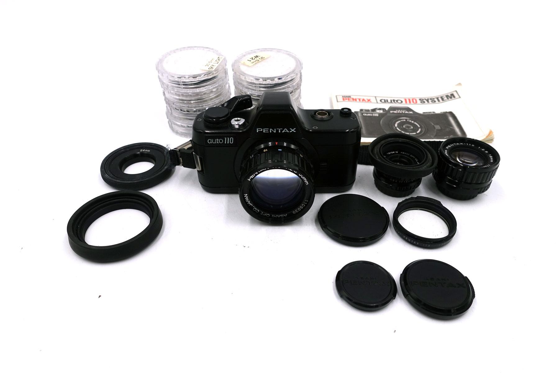 Pentax Auto 110 Set – kompakte Miniatur-SLR mit 18mm, 24mm & 50mm f/2.8 Objektiven