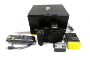 Nikon Z5 Gehäuse – spiegellose Vollformatkamera mit nur ca. 70 Auslösungen