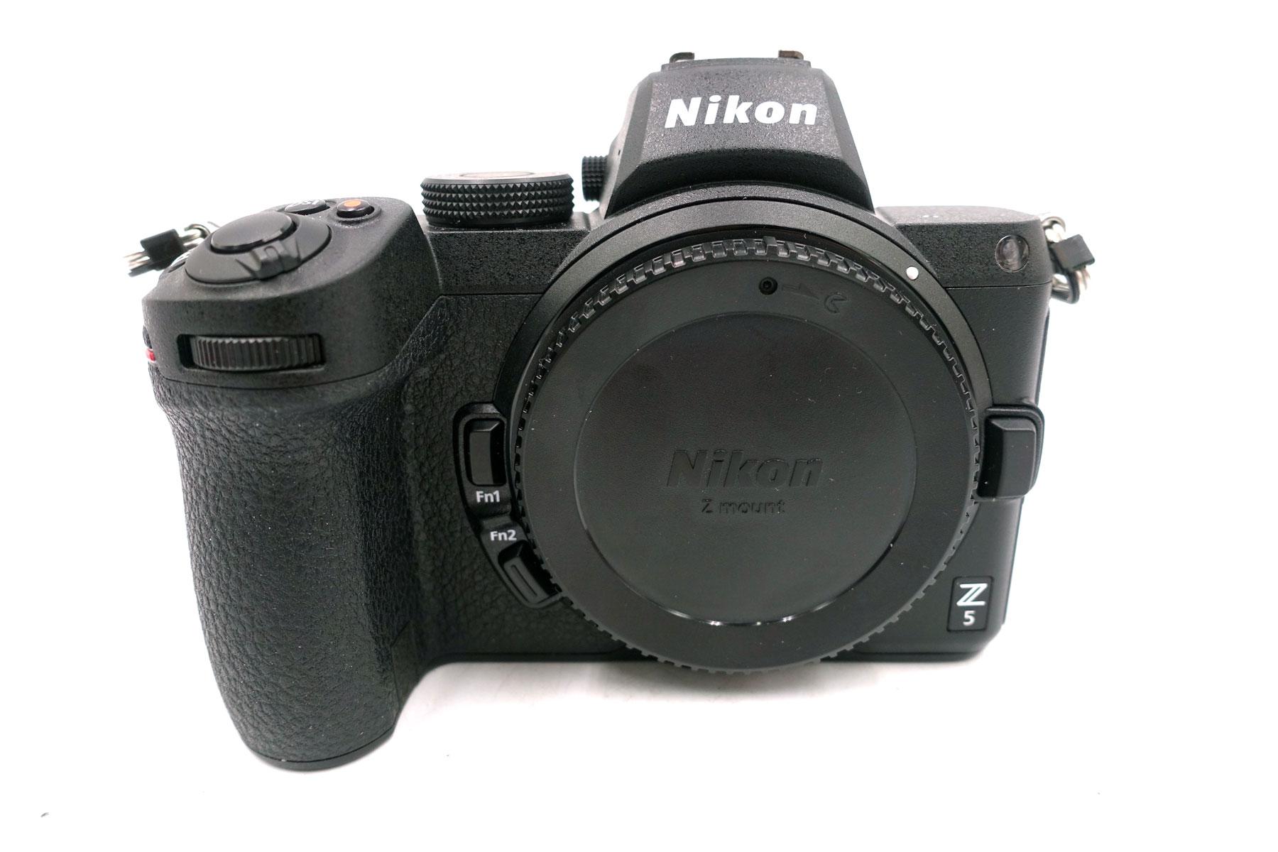 Nikon Z5 Gehäuse – spiegellose Vollformatkamera mit nur ca. 70 Auslösungen – Bild 3