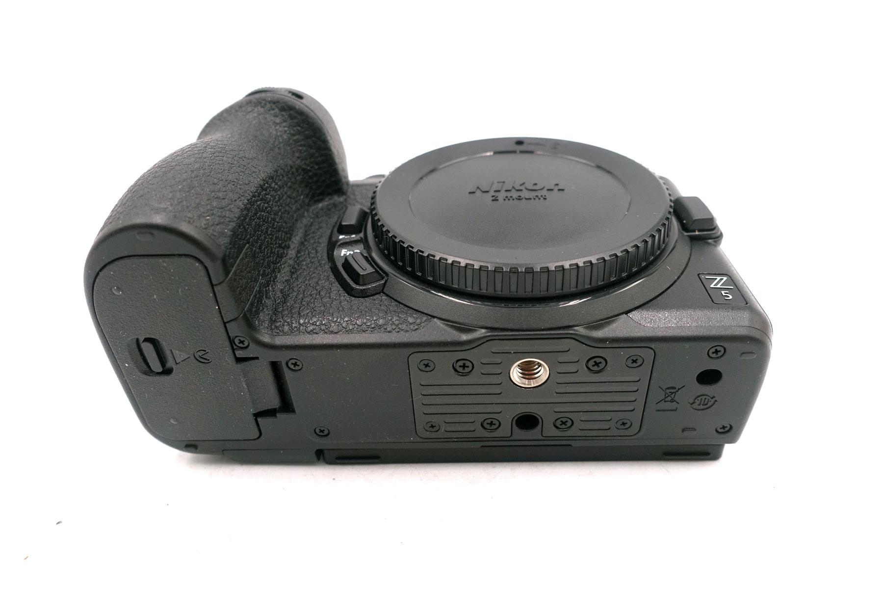 Nikon Z5 Gehäuse – spiegellose Vollformatkamera mit nur ca. 70 Auslösungen – Bild 8
