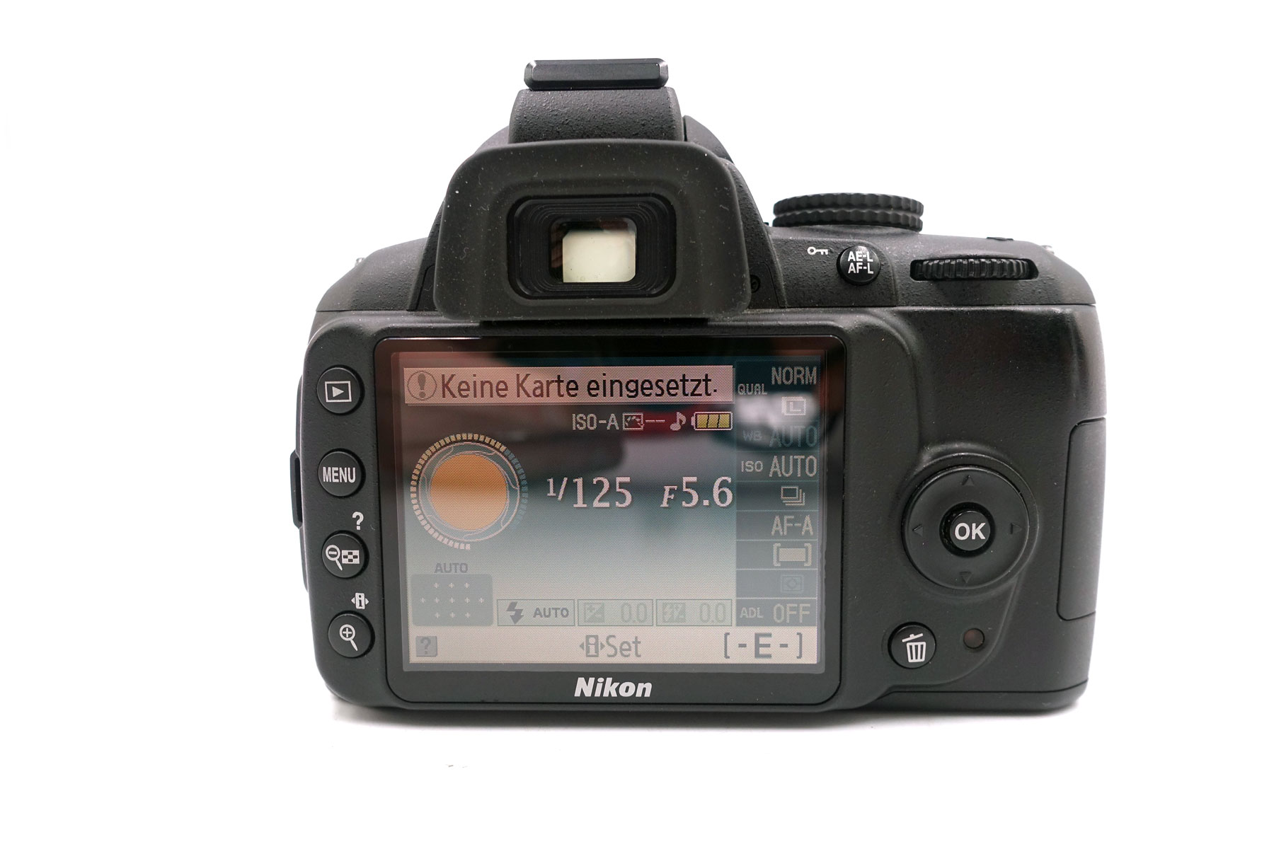 Nikon D3000 + AF-S NIKKOR 18–55mm f/3.5–5.6G VR – DSLR-Kit (ca. 11.000 Auslösungen) – Bild 5