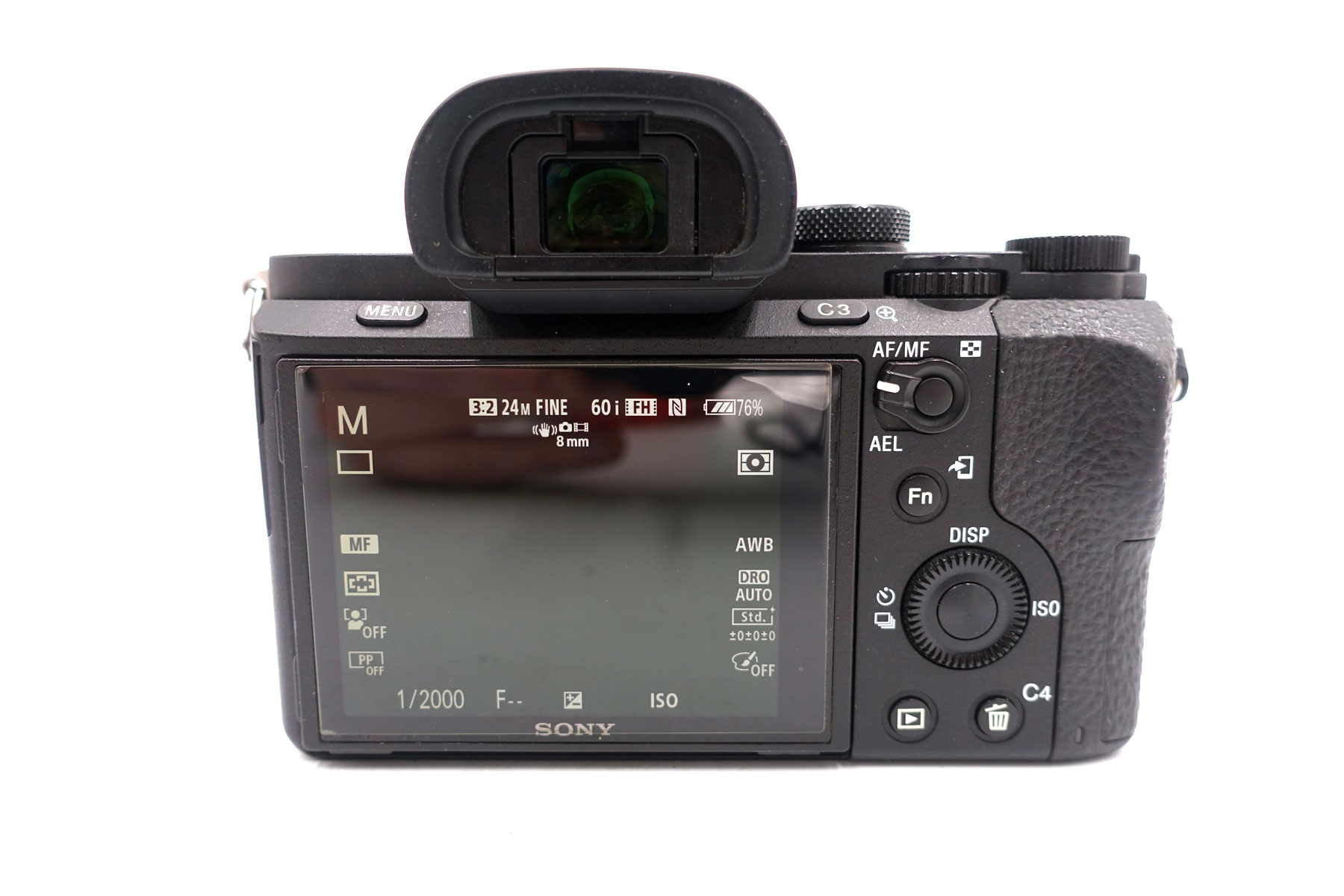 Sony Alpha 7 II – Vollformat-Systemkamera mit 24,3 Megapixeln und ca. 28.650 Auslösungen – Bild 5