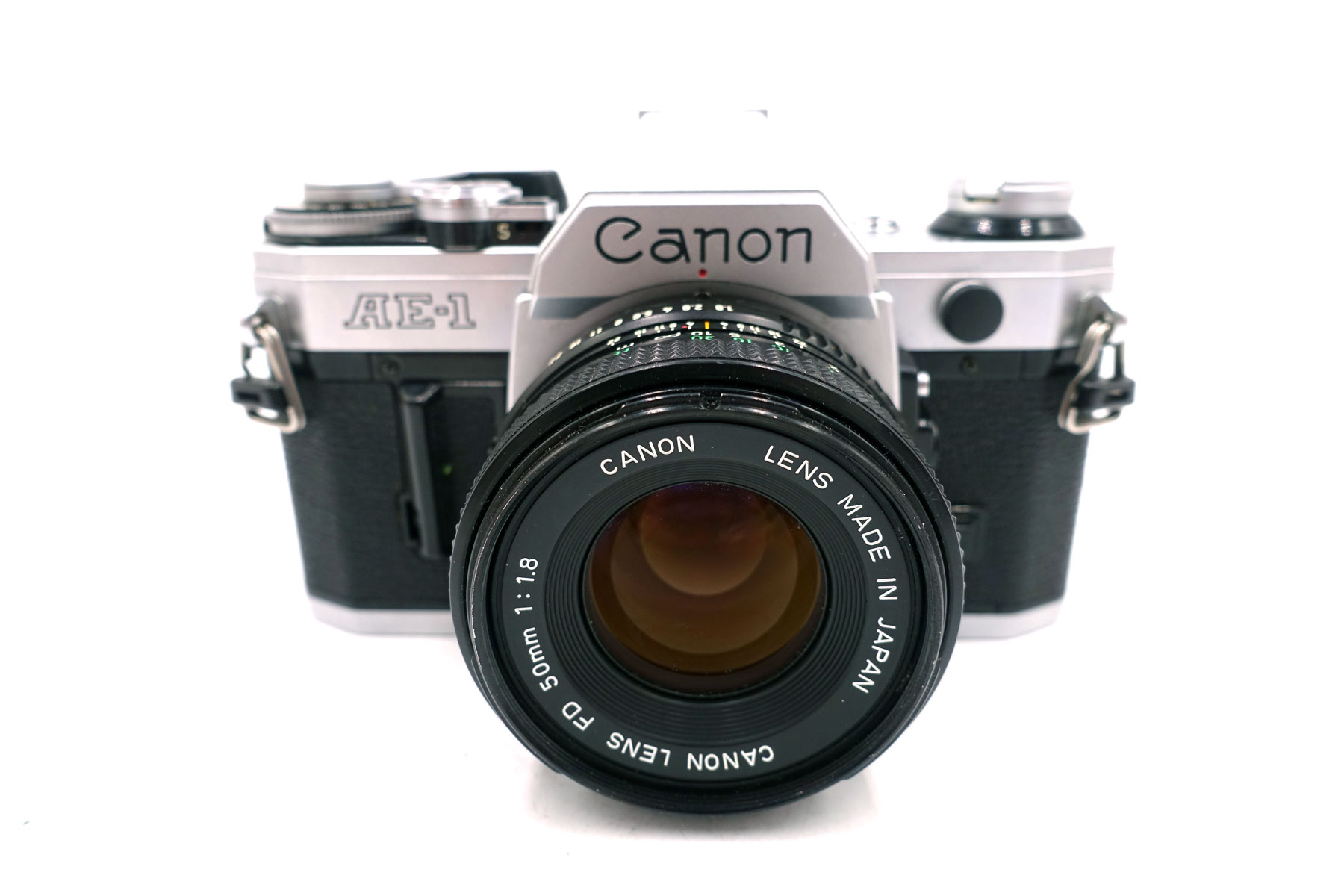 Canon AE-1 mit Canon FD 50mm f/1.8 – Legendäre analoge Spiegelreflexkamera mit klassischem Standardobjektiv – Bild 3
