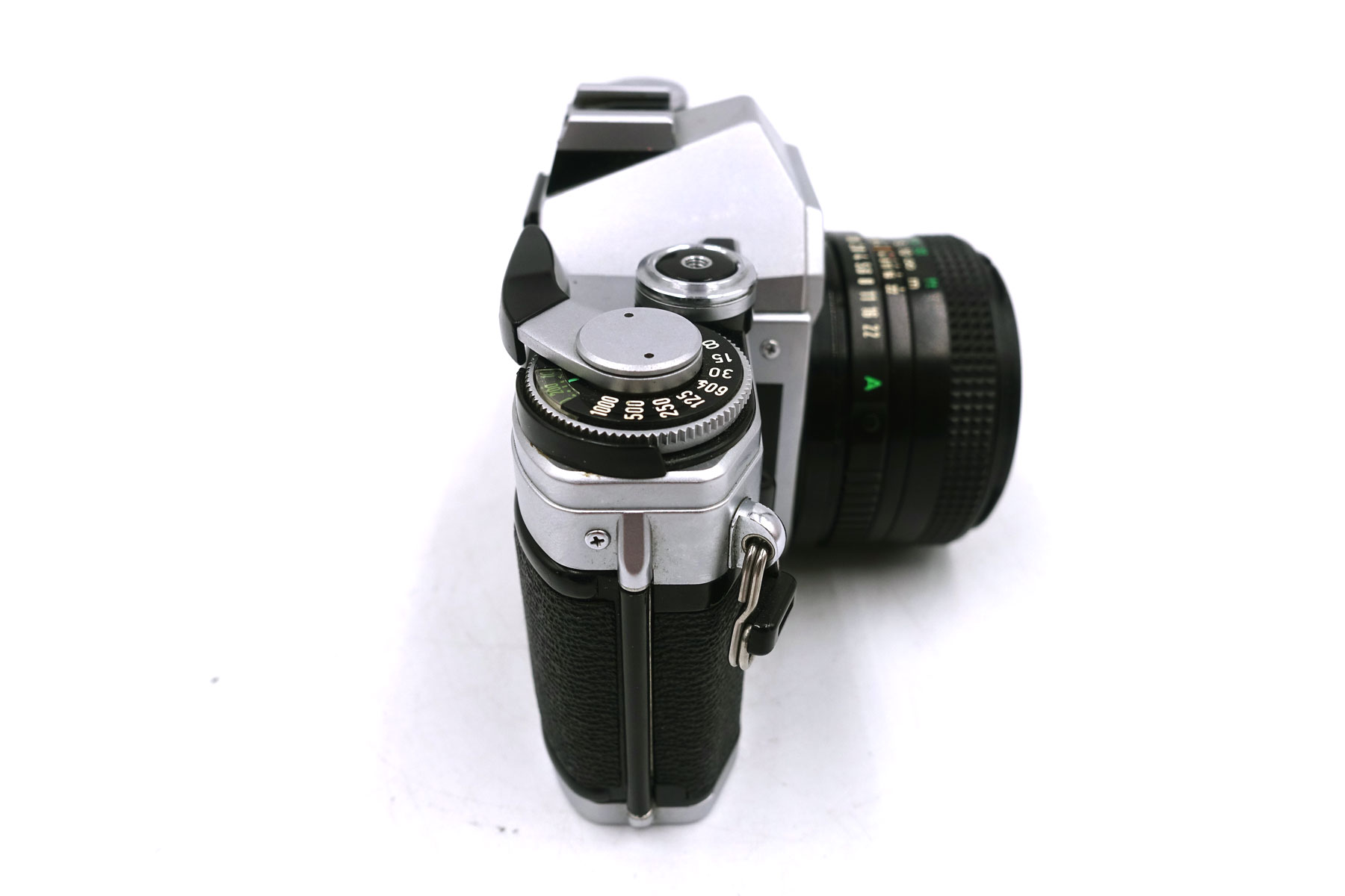 Canon AE-1 mit Canon FD 50mm f/1.8 – Legendäre analoge Spiegelreflexkamera mit klassischem Standardobjektiv – Bild 4