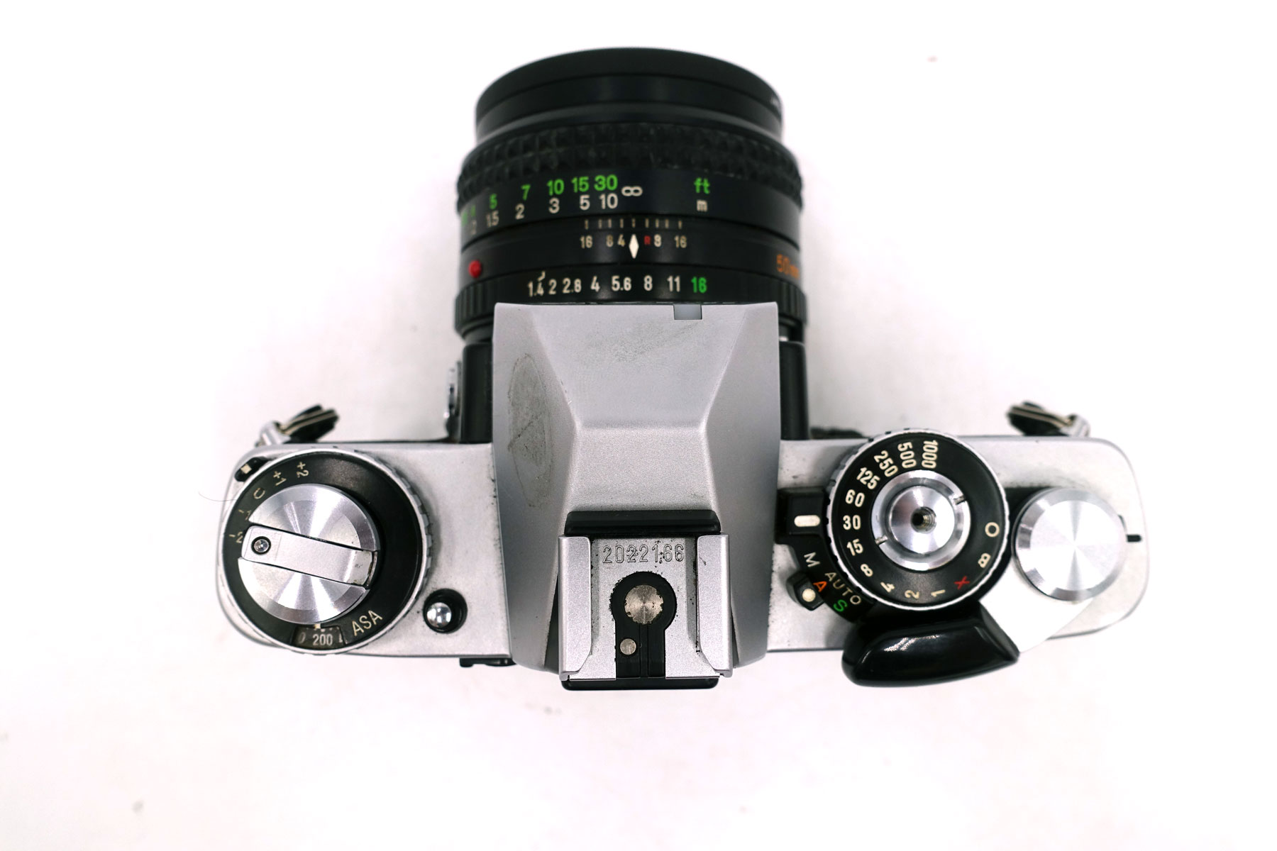 Minolta XD-7 mit MD Rokkor 50mm f/1.4 – Legendäre analoge Spiegelreflexkamera mit lichtstarkem Standardobjektiv – Bild 6