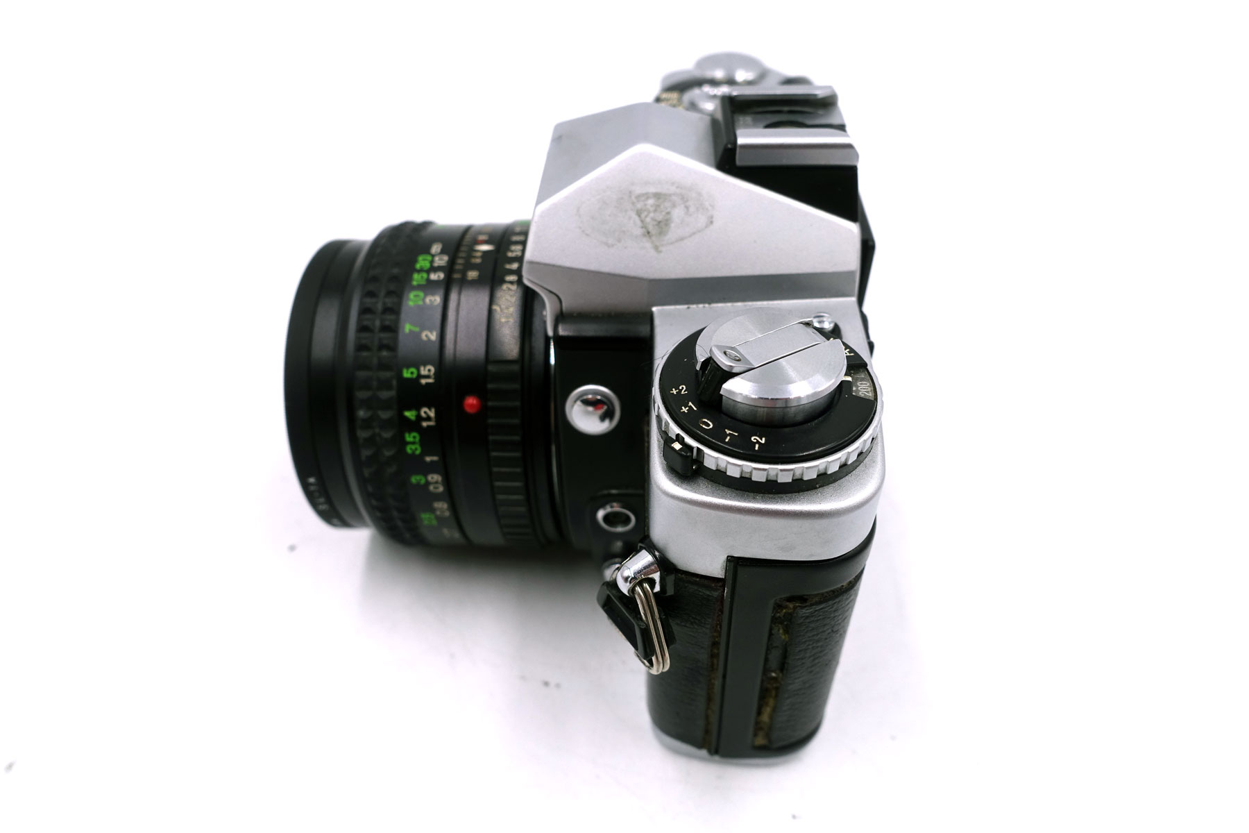 Minolta XD-7 mit MD Rokkor 50mm f/1.4 – Legendäre analoge Spiegelreflexkamera mit lichtstarkem Standardobjektiv – Bild 7