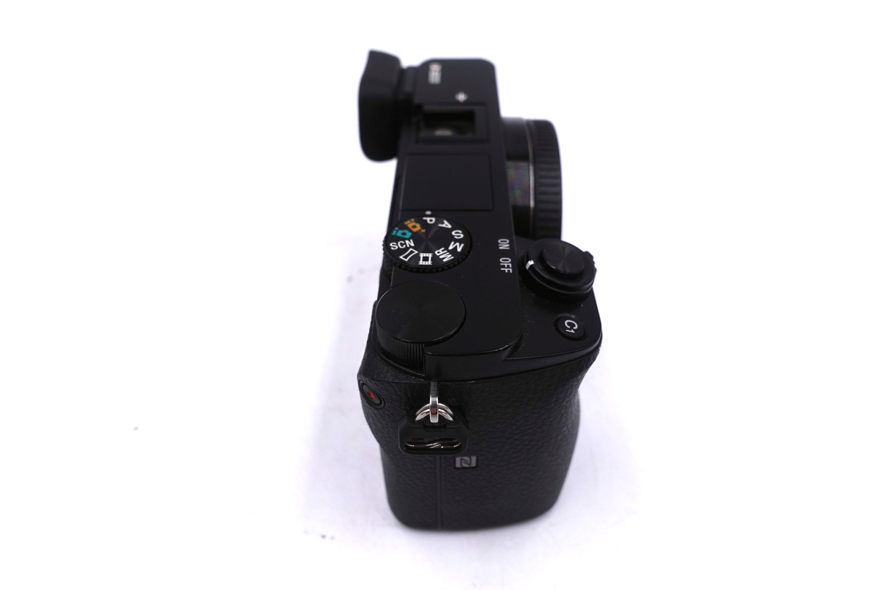Sony Alpha 6000 – Spiegellose Systemkamera mit ca. 11.300 Auslösungen – Bild 4