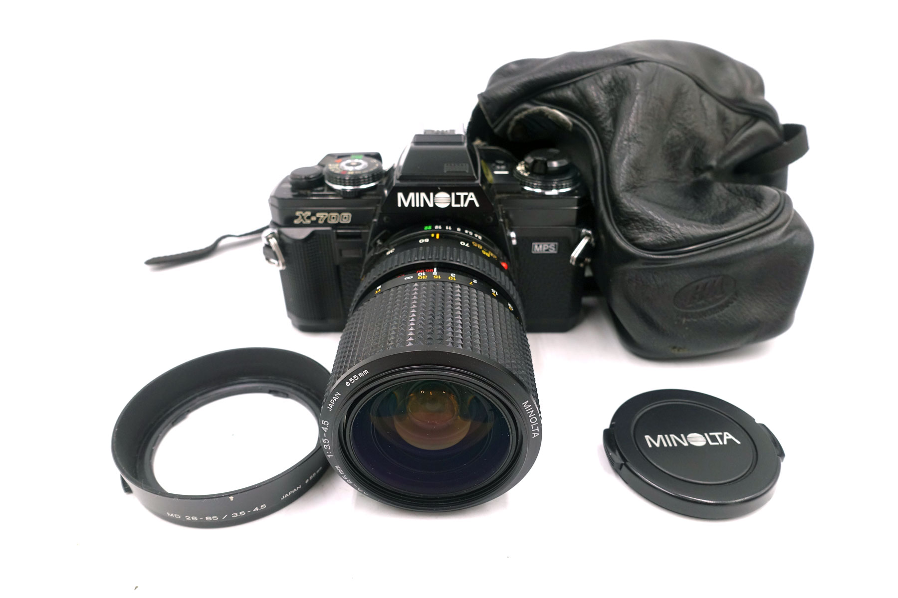 Minolta X-700 mit MD Zoom 28-85mm f/3,5-4,5 – Analoge Spiegelreflexkamera