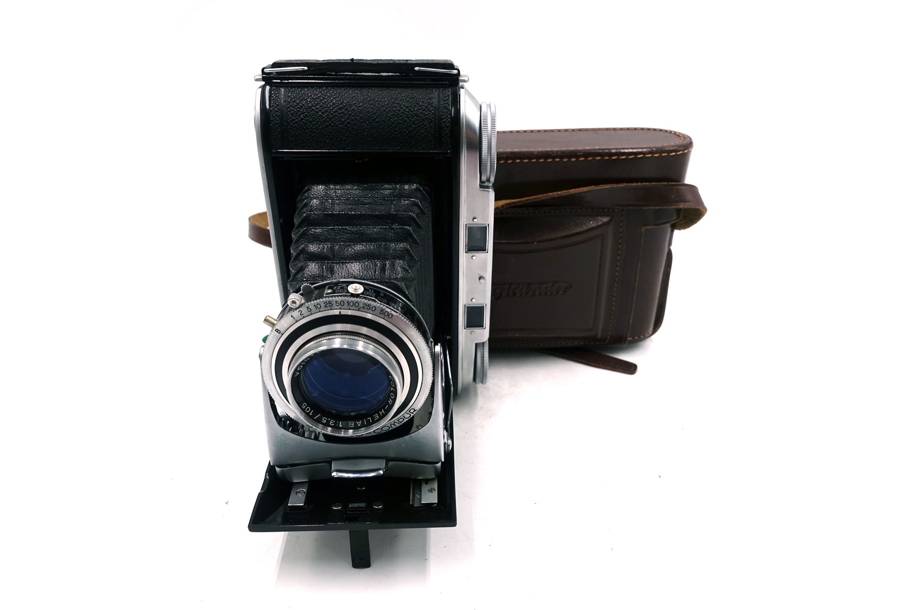 Voigtländer Bessa II Color-Heliar 105mm f/3,5 – Klassische Rollfilmkamera
