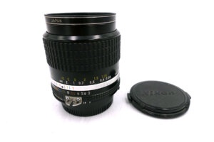 Nikon Ai Nikkor 28mm f/2,0 – Lichtstarkes Weitwinkelobjektiv