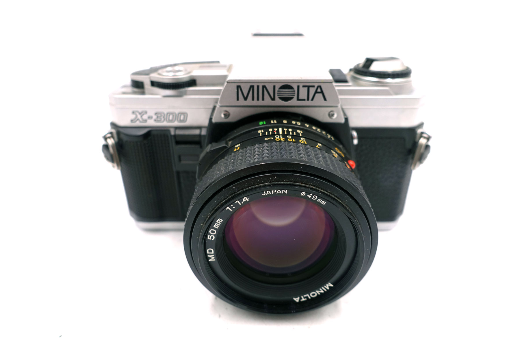 Minolta X-300 mit MD 50mm f/1,4 – Analoge Spiegelreflexkamera – Bild 3