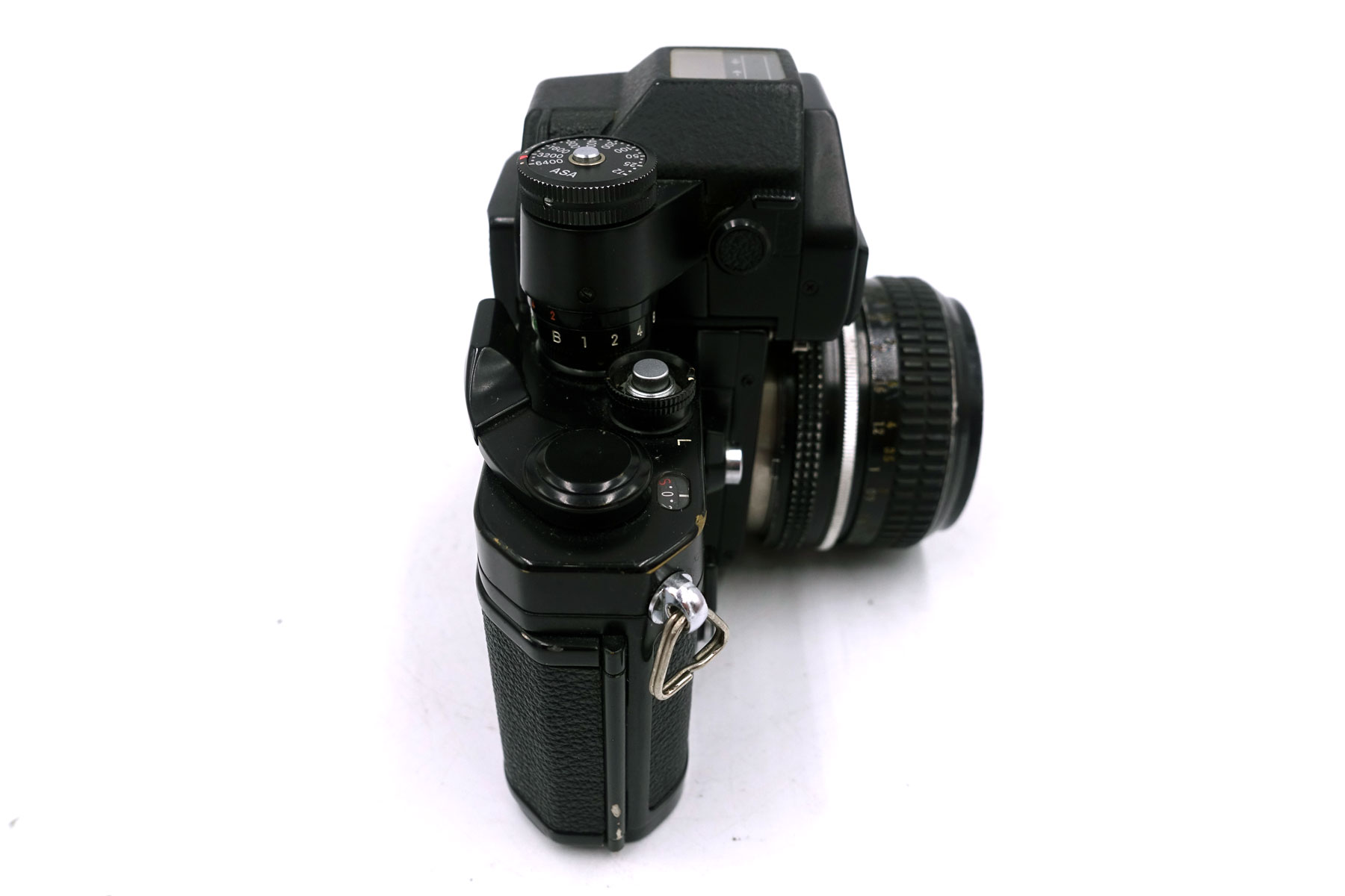 Nikon F2 Schwarz mit Nikkor 50mm f/2.0 – klassische Profi-Spiegelreflexkamera mit lichtstarkem Standardobjektiv – Bild 3