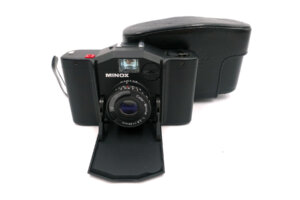 Minox 35 EL – kompakte analoge Kleinbildkamera mit 35mm Objektiv