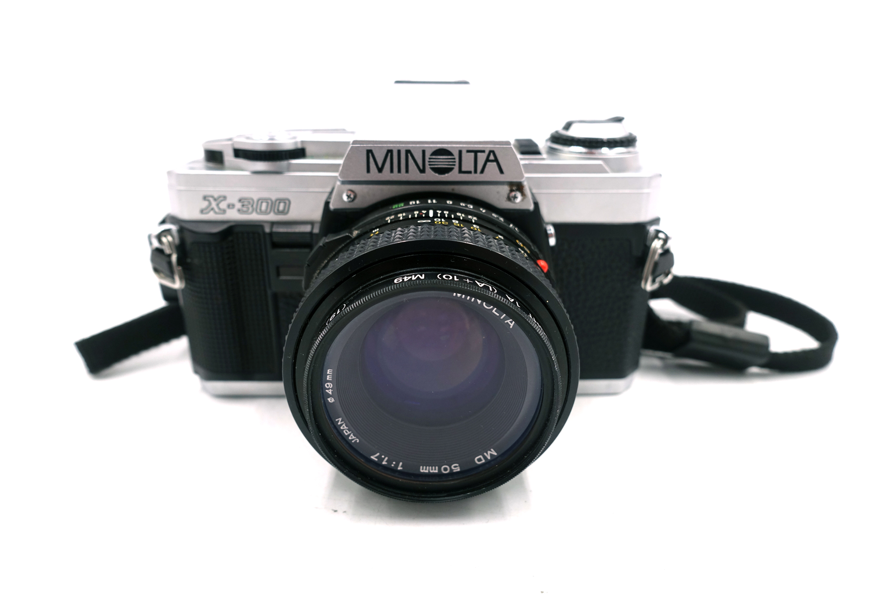 Minolta X-300 + MD 50mm f/1.7 – klassische analoge Spiegelreflexkamera