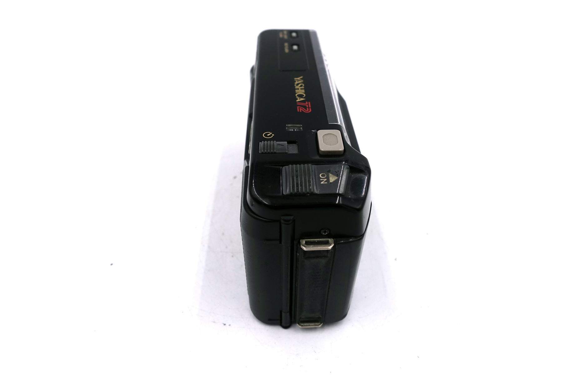 Yashica T2 mit Carl Zeiss Tessar 35mm f/3.5 – kompakte analoge Premium-Kamera – Bild 2