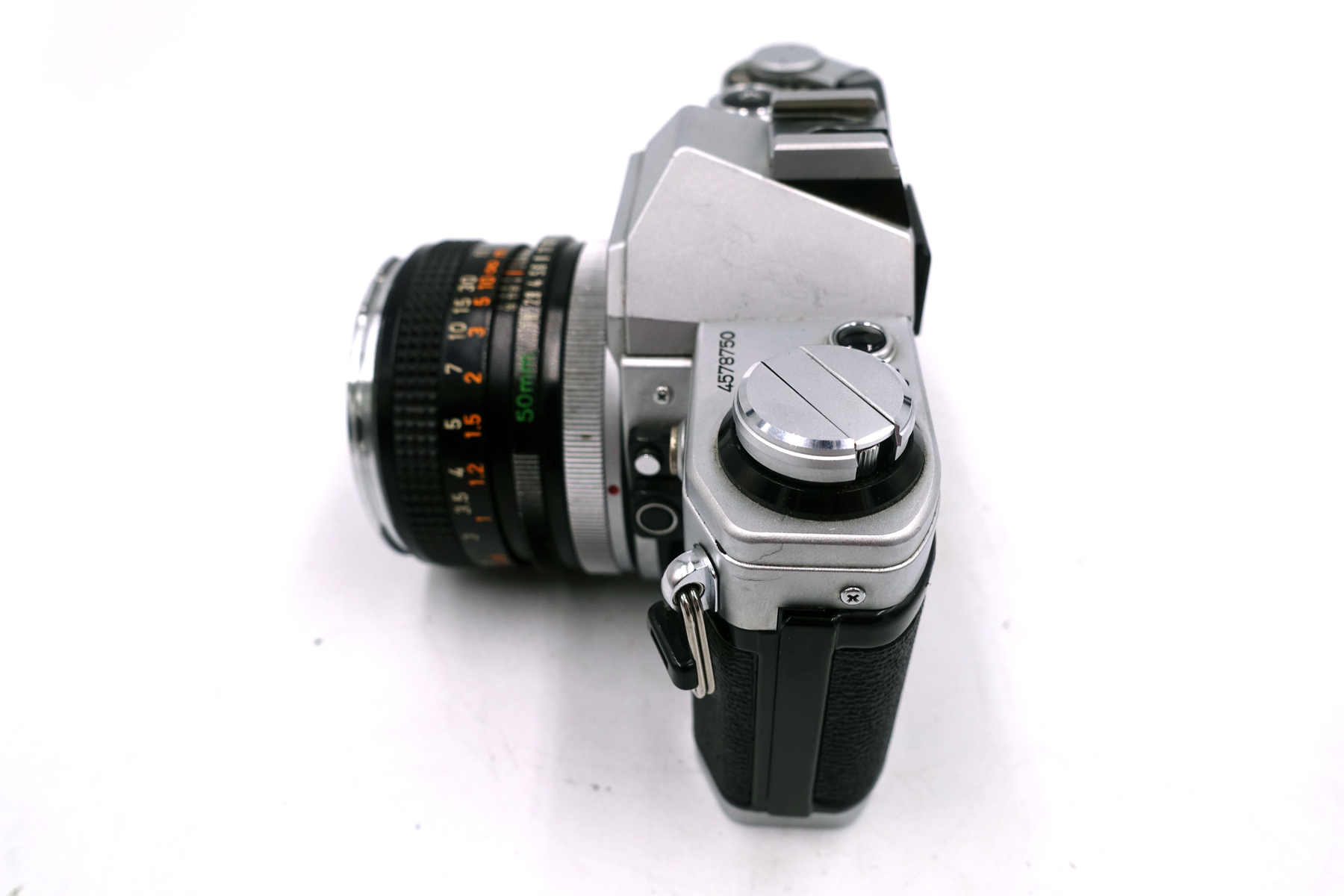 Canon AE-1 + FD 50mm f/1.8 – klassische analoge Spiegelreflexkamera – Bild 5