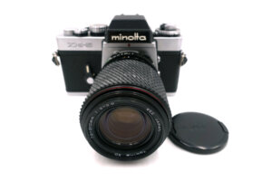 Minolta XE-5 mit Tokina SD 70-210mm f/4.0-5.6 – analoge Spiegelreflexkamera mit Telezoom