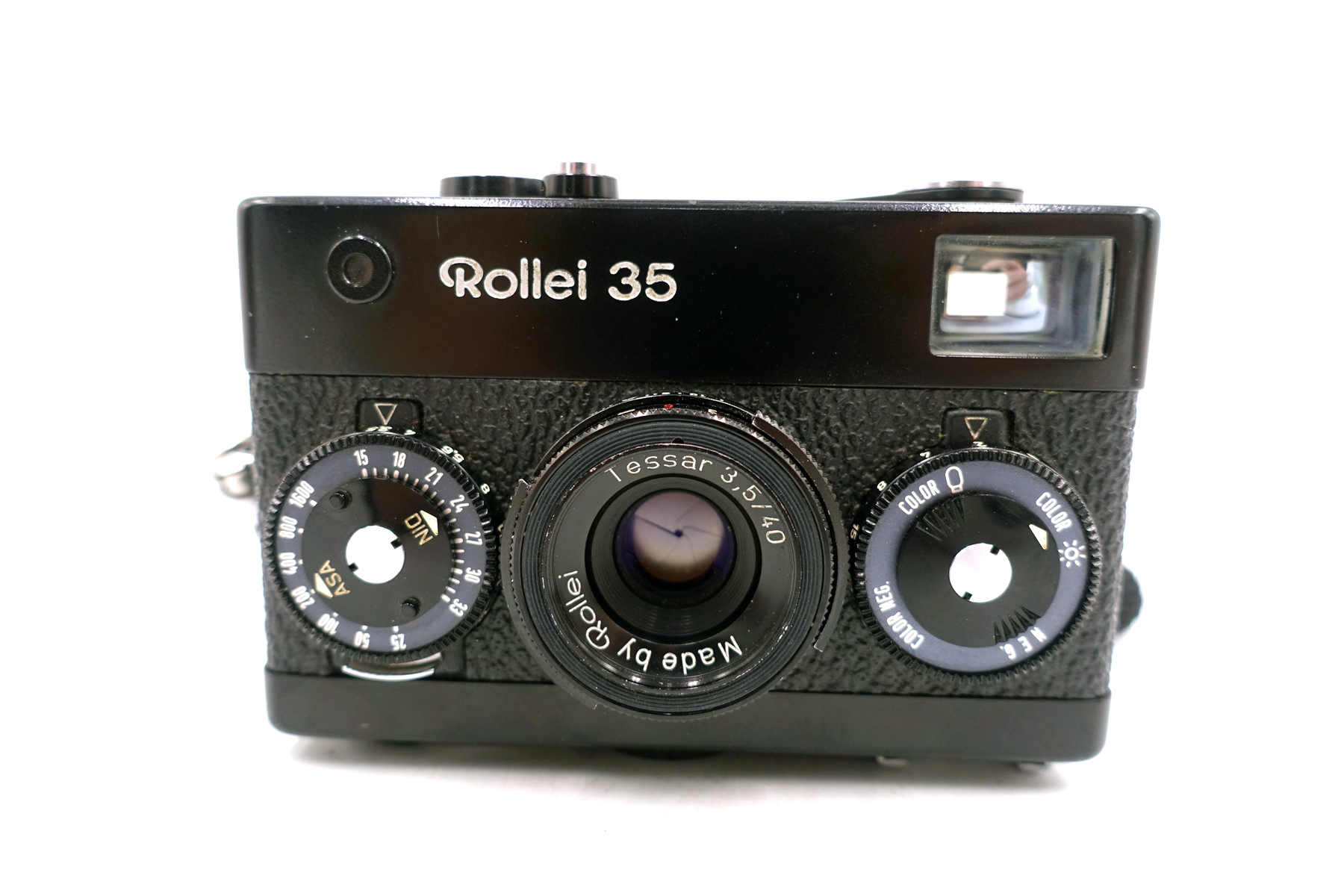 Rollei 35 Tessar 40mm f/3.5 Black – kompakte analoge Kleinbildkamera